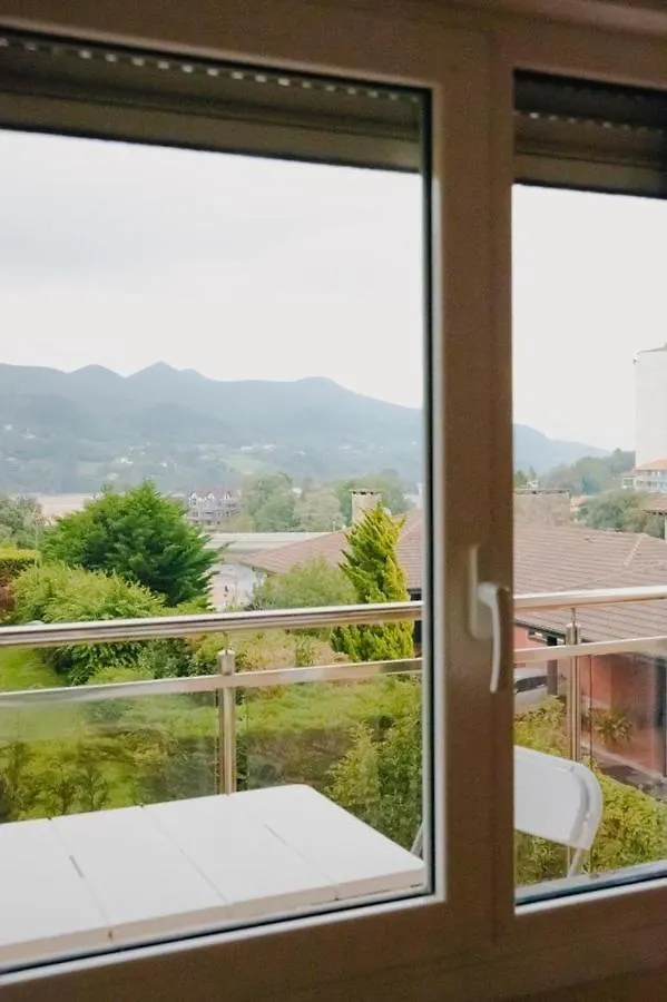 Sukarrieta Home